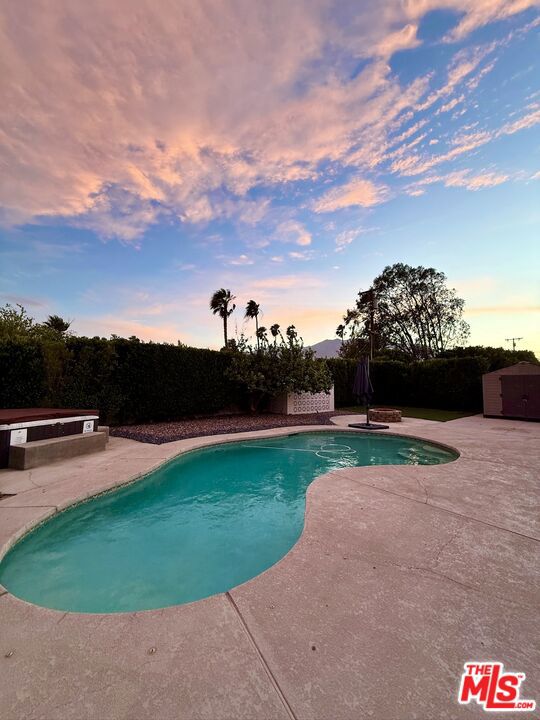 main property photo 29