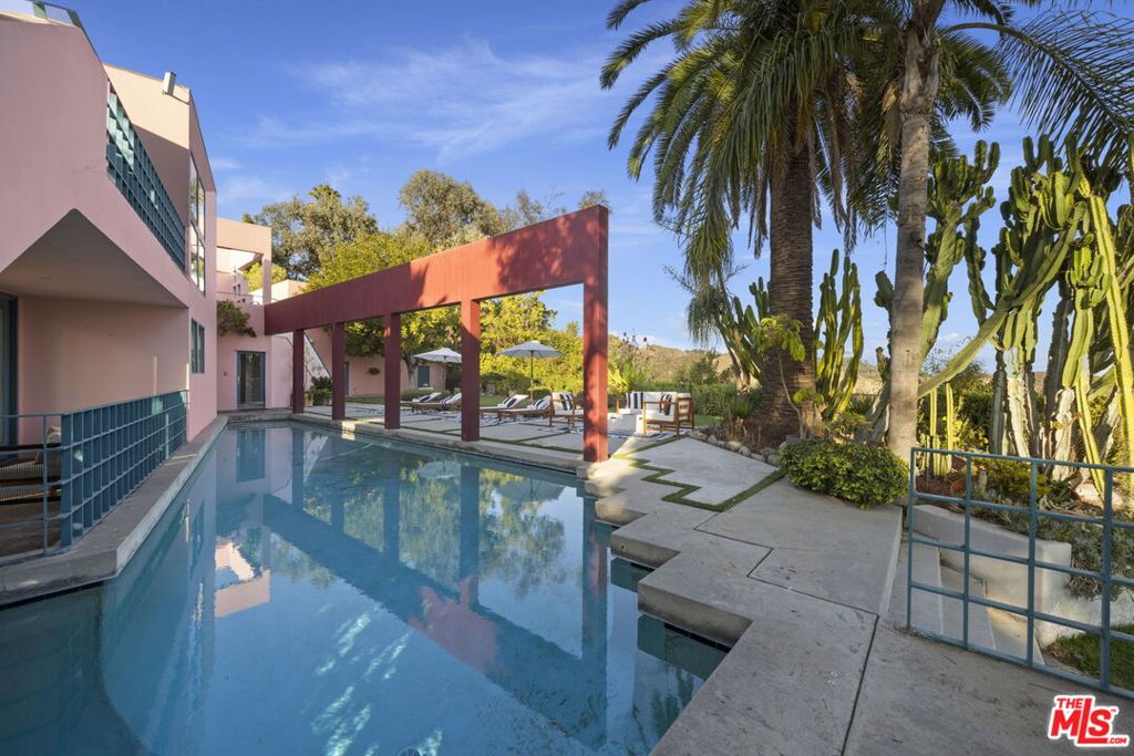 main property photo 57
