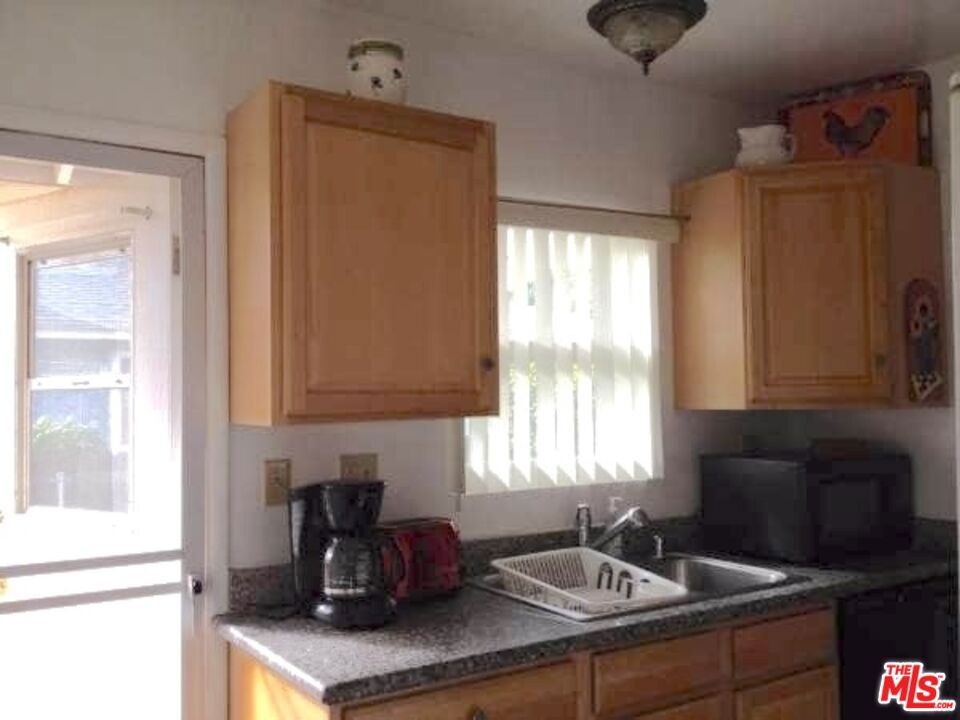 main property photo 65