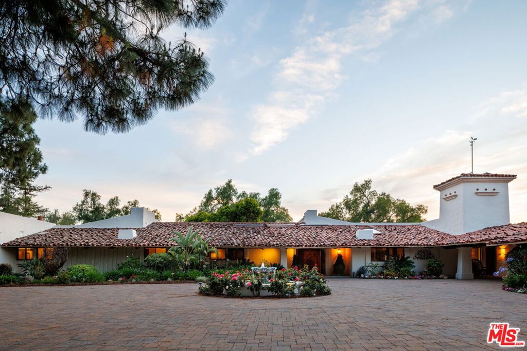 main property photo 54
