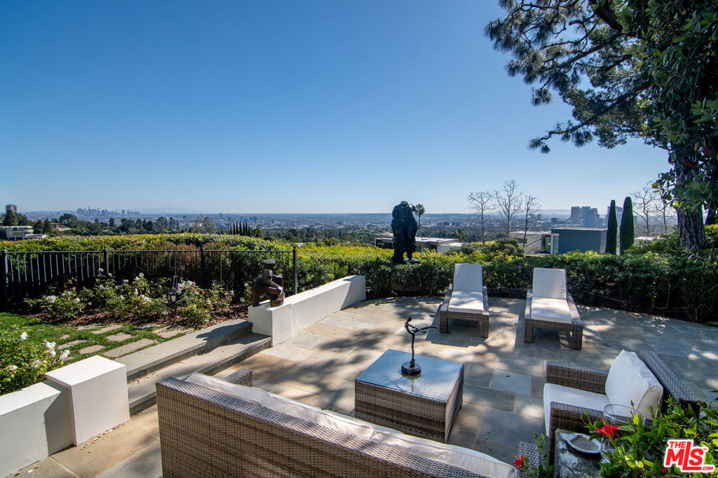 main property photo 66