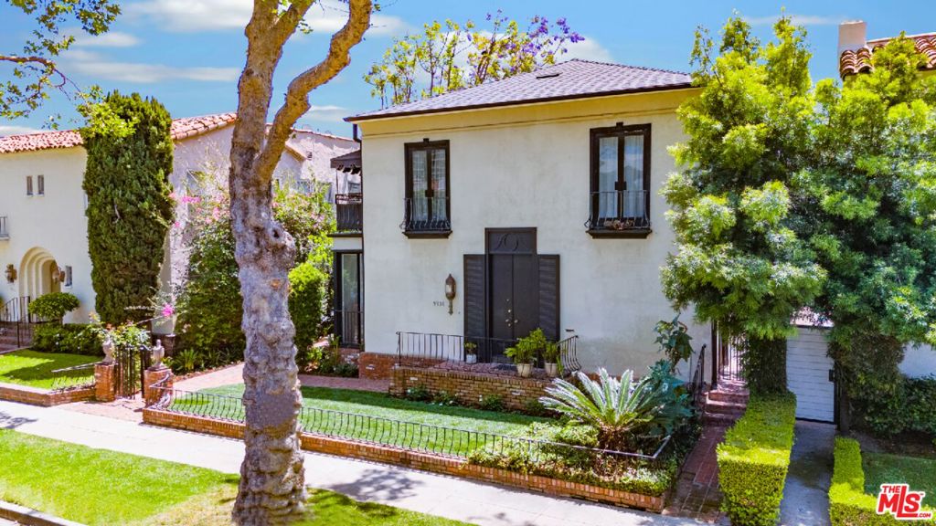 main property photo 6