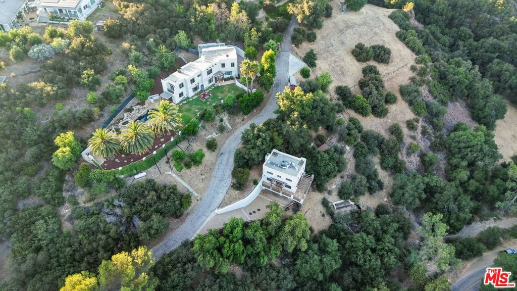 main property photo 73