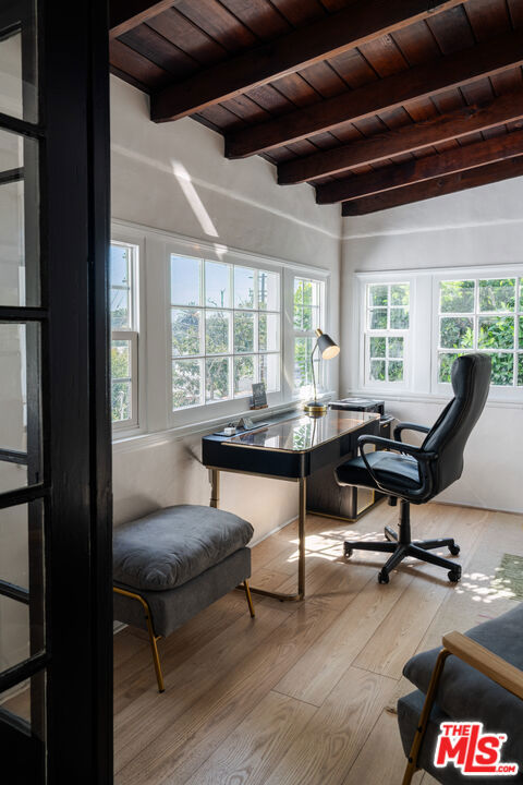 main property photo 27