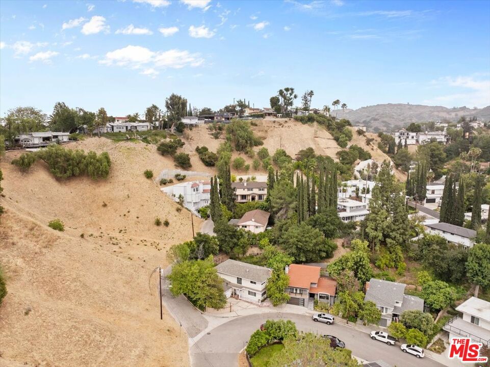 main property photo 60