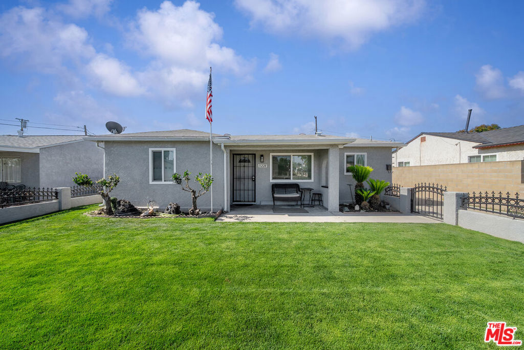 main property photo 1