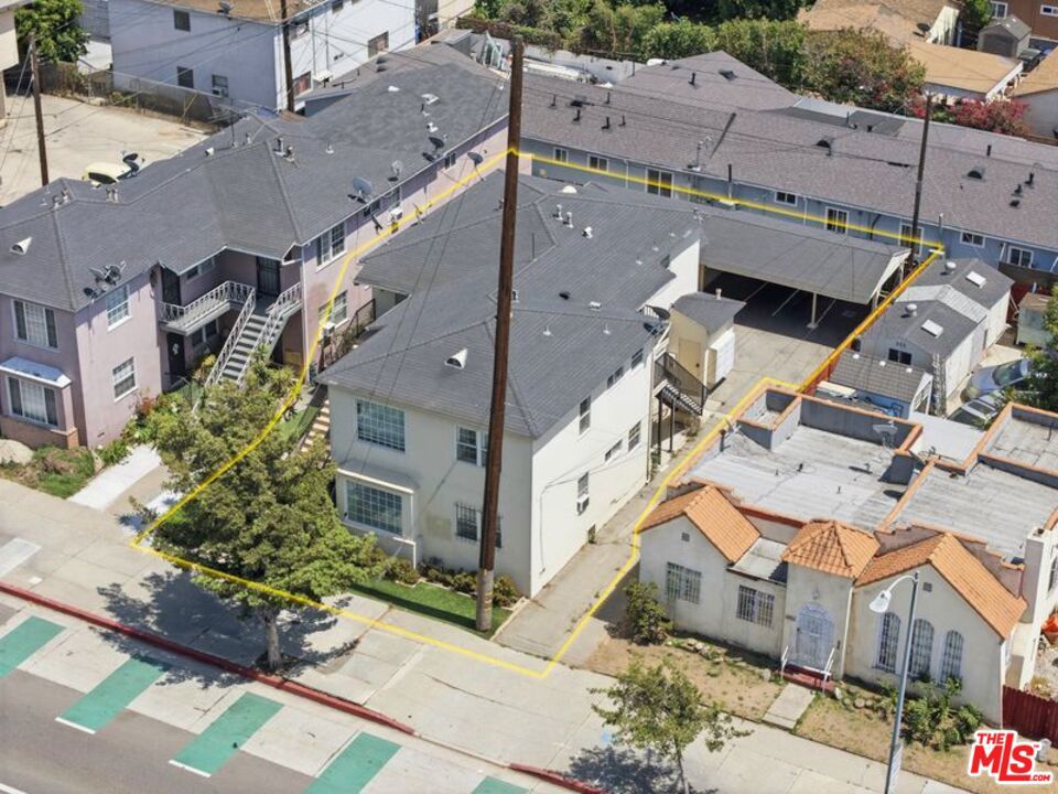 main property photo 27