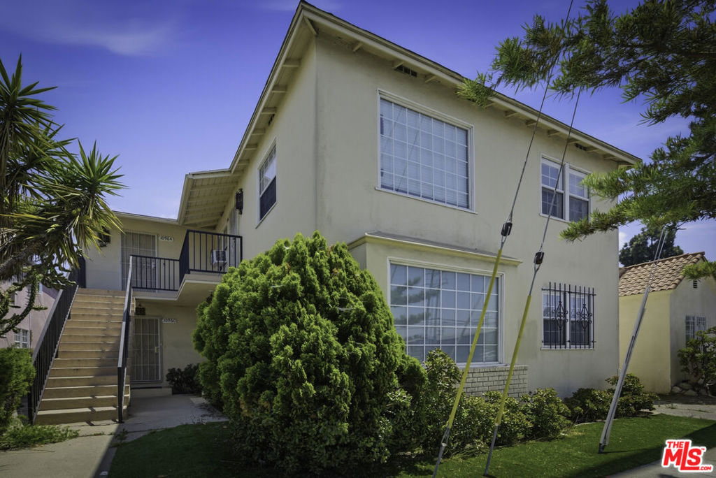main property photo 7