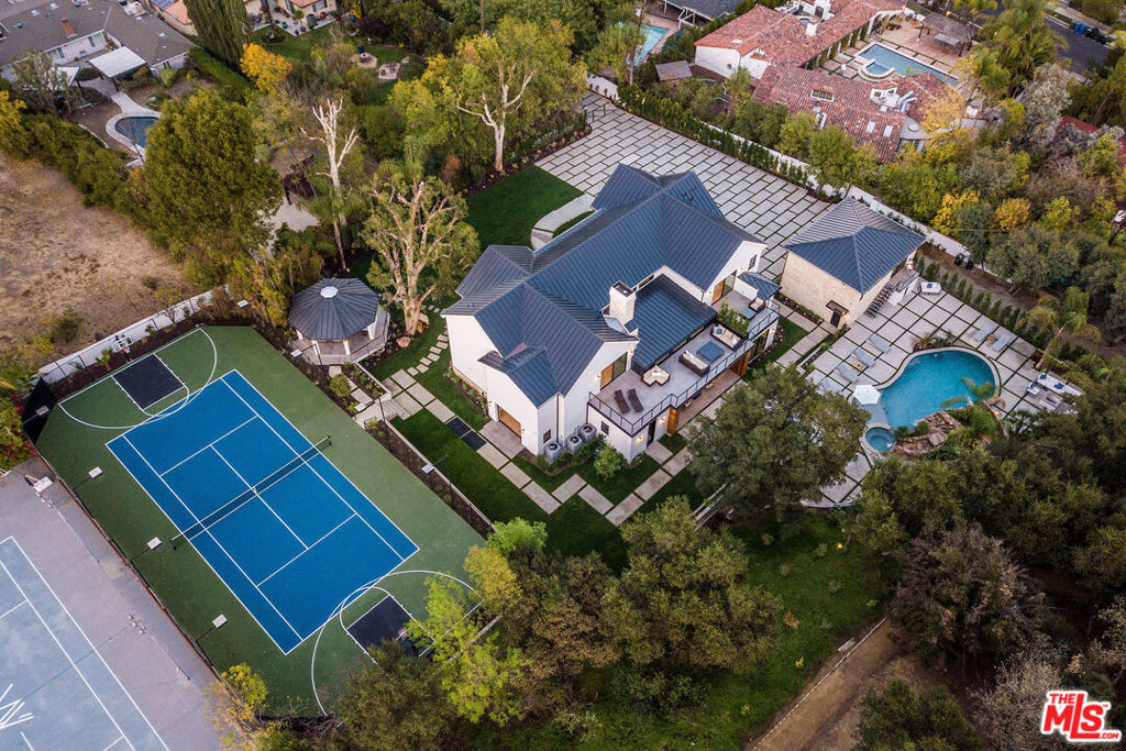 main property photo 42