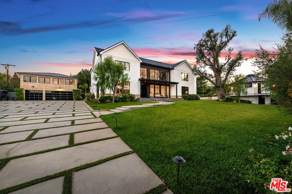 main property photo 49