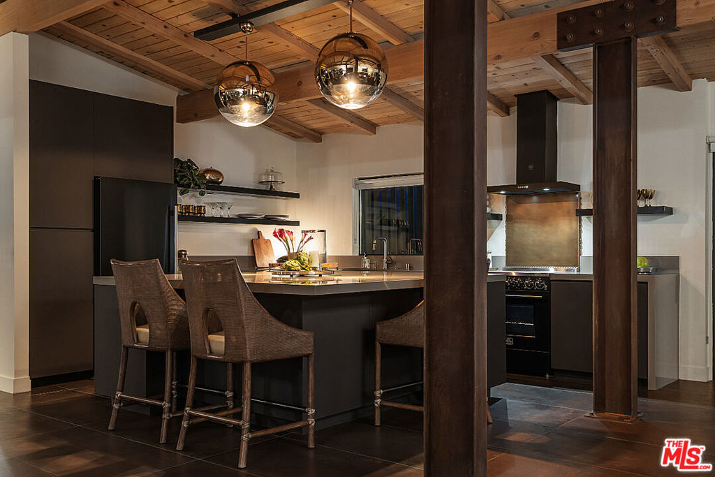 main property photo 66