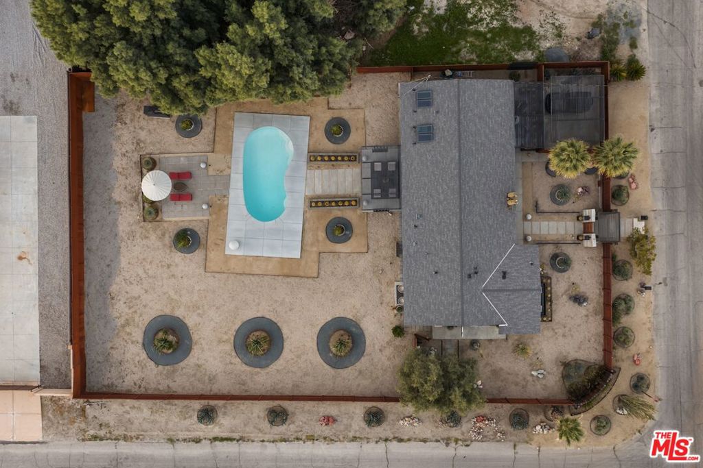 main property photo 70