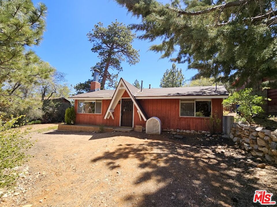 main property photo 11
