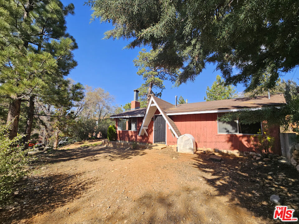 main property photo 26