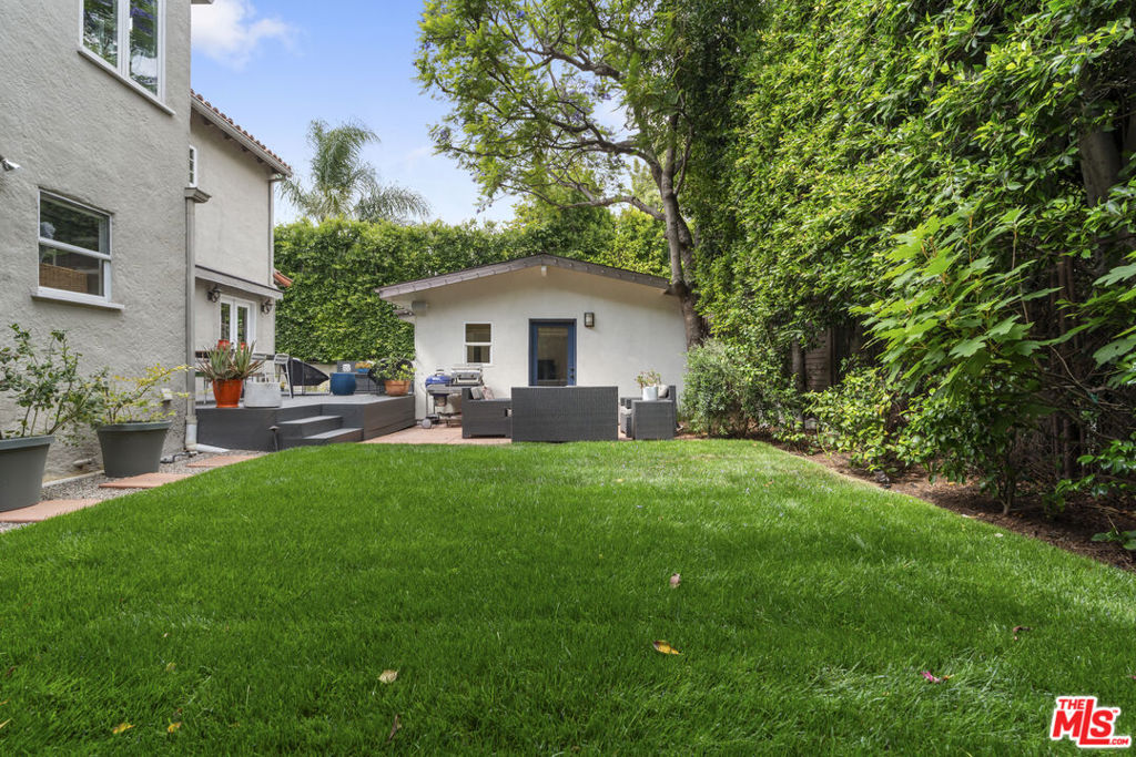 main property photo 49