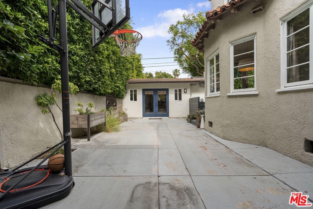 main property photo 55