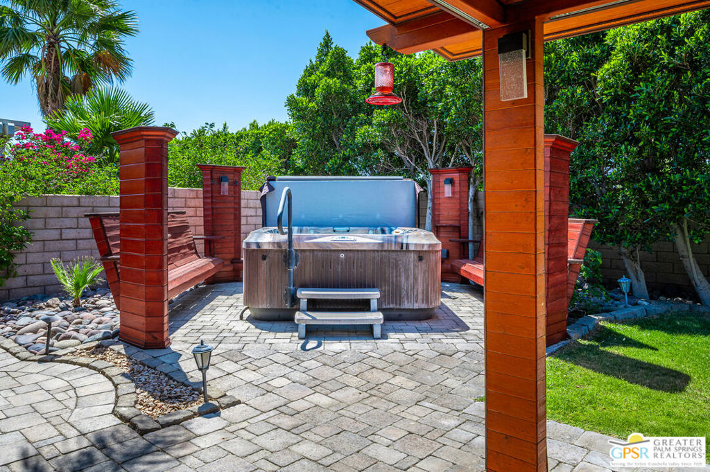 main property photo 41