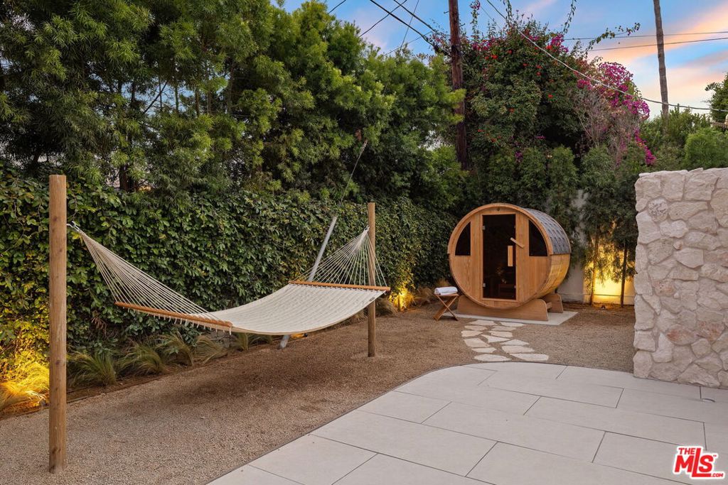main property photo 63