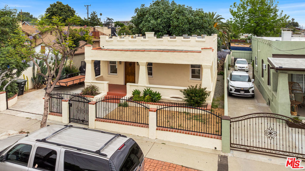 main property photo 36