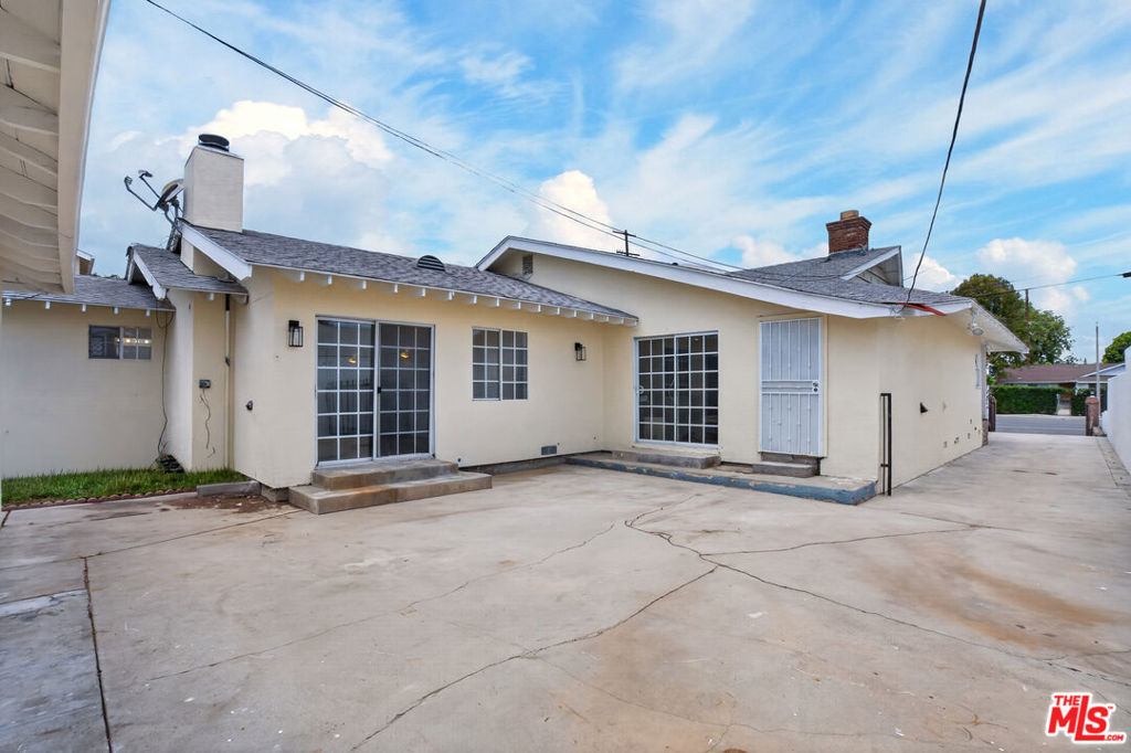 main property photo 35