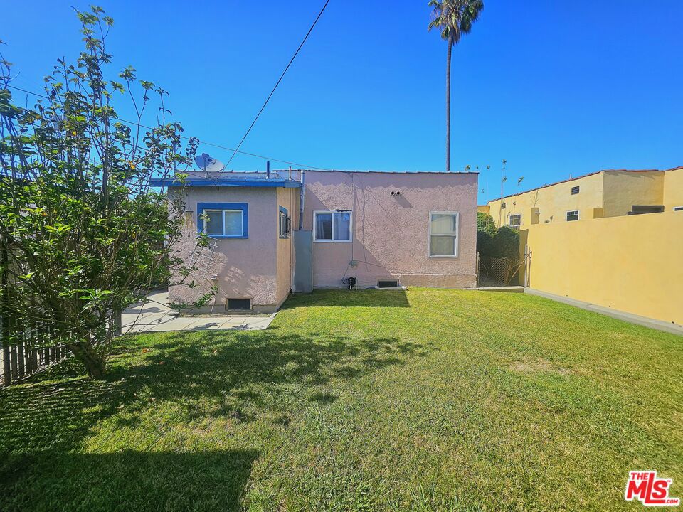 main property photo 20