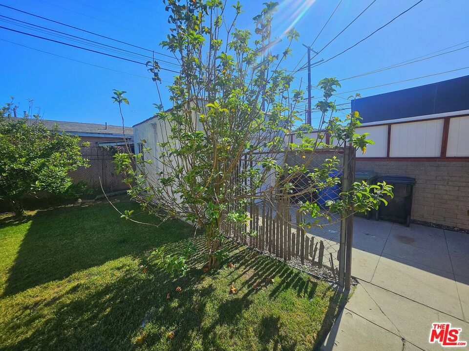 main property photo 21