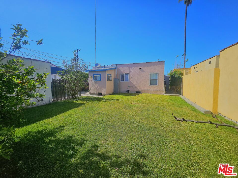 main property photo 23
