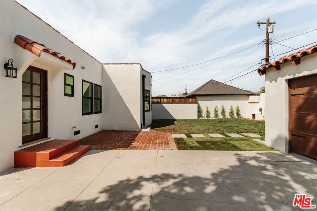 main property photo 51