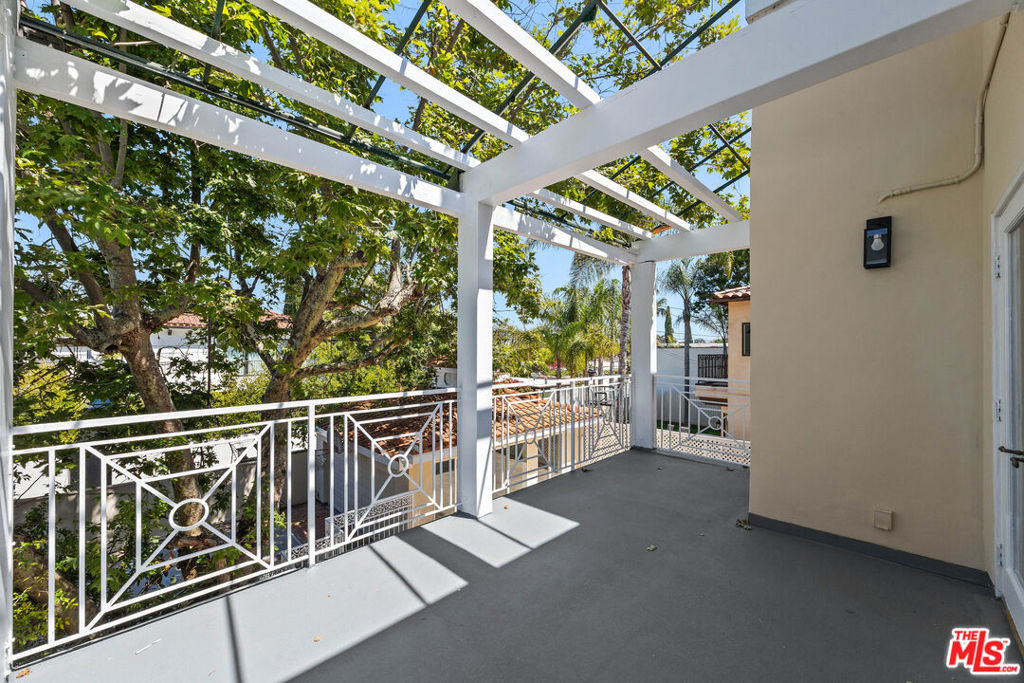 main property photo 54