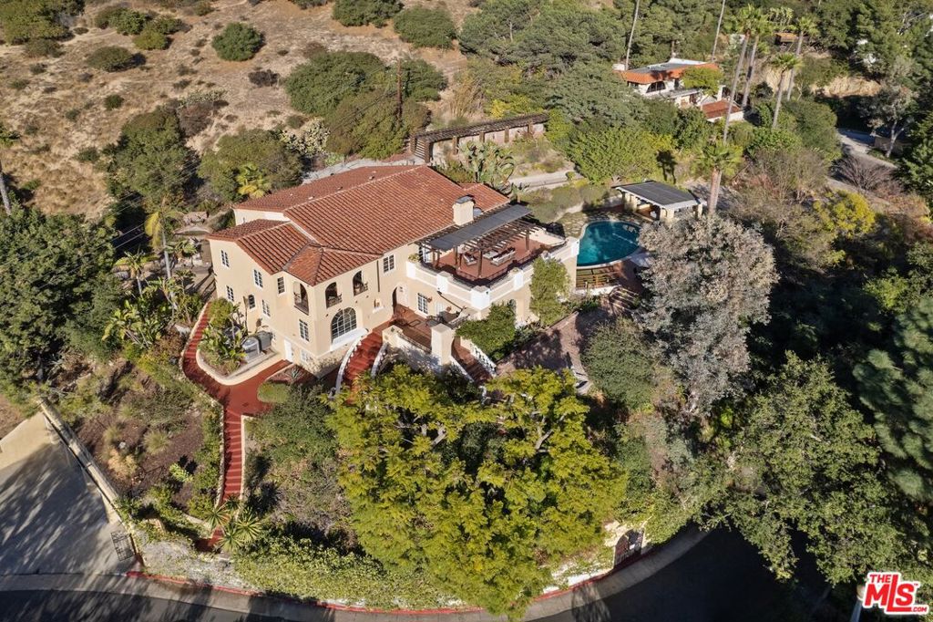 main property photo 60