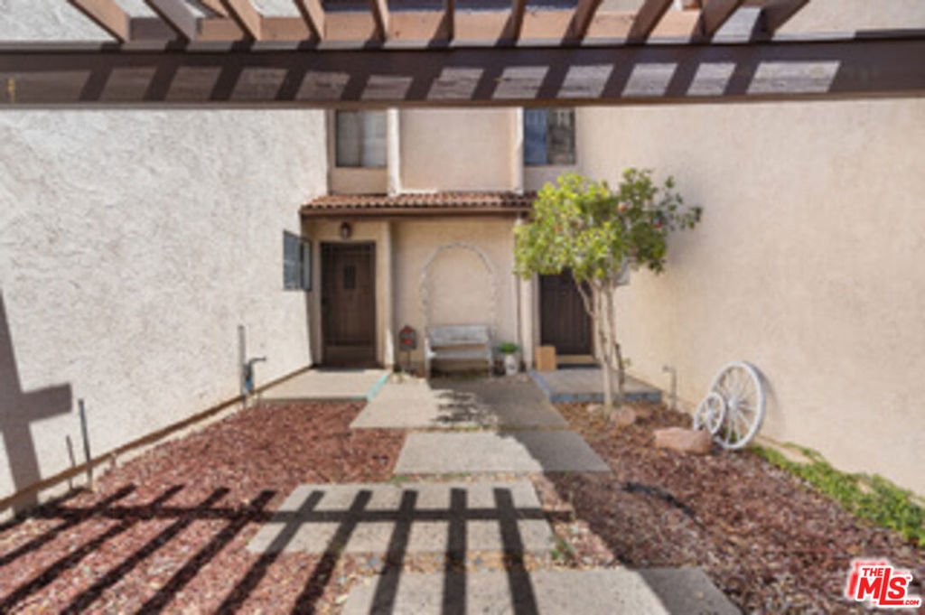 main property photo 16