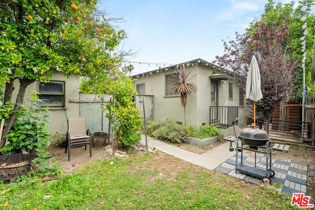 main property photo 9