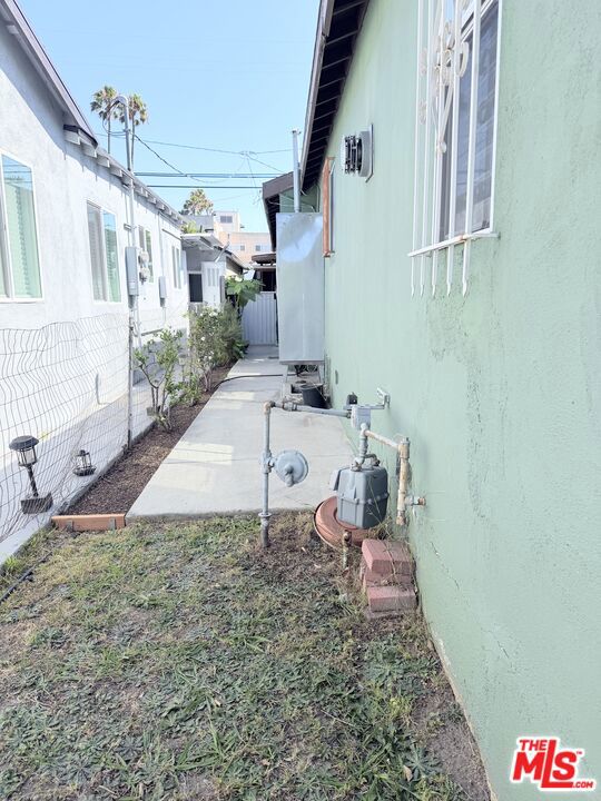 main property photo 21