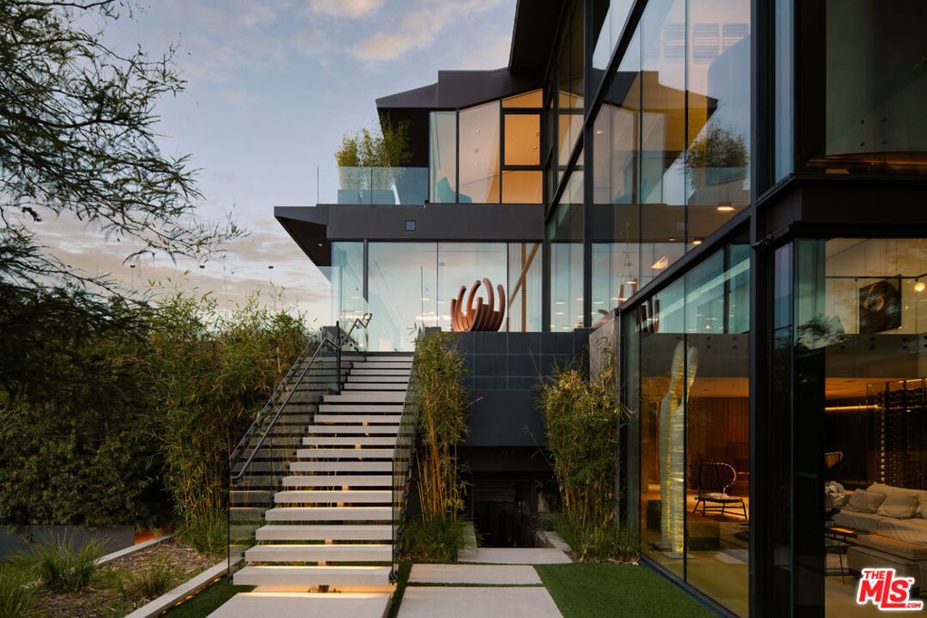 main property photo 48