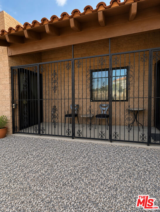 main property photo 22