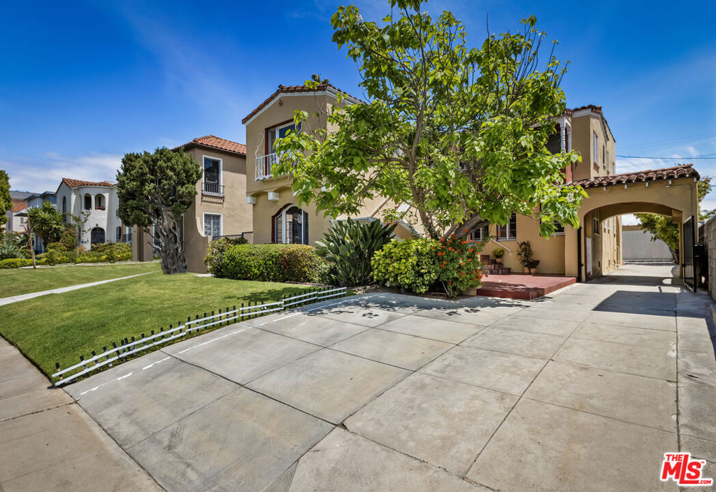 main property photo 52