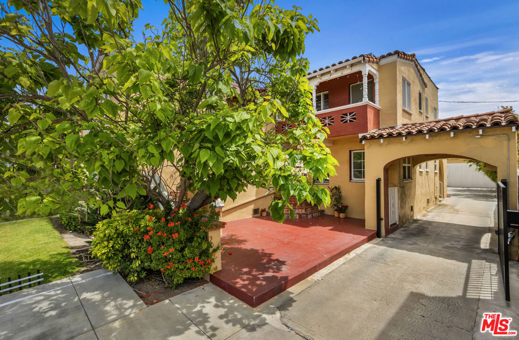 main property photo 54