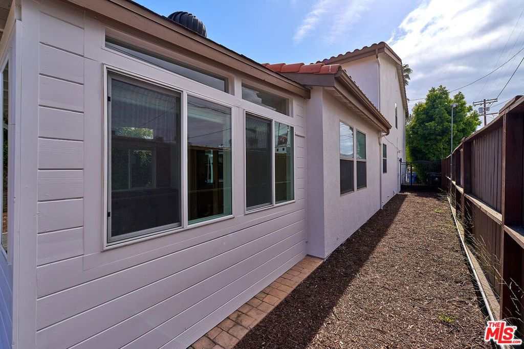 main property photo 60