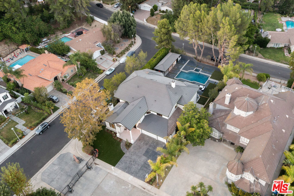main property photo 61