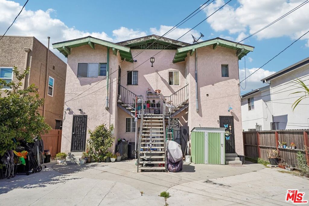 main property photo 39
