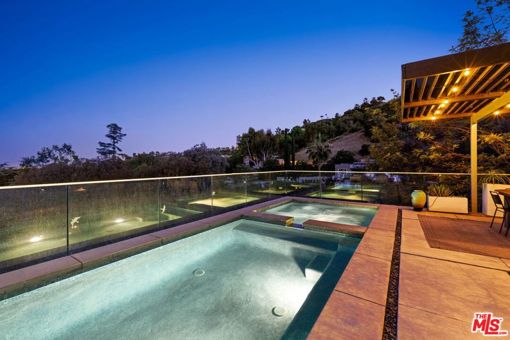 main property photo 67