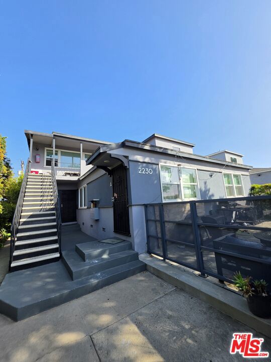 main property photo 10