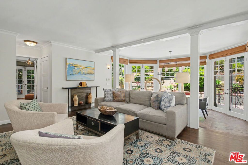 main property photo 19