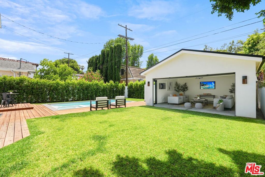 main property photo 59