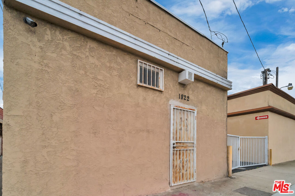 main property photo 20