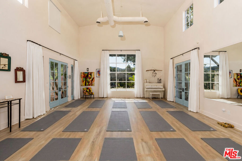 main property photo 51