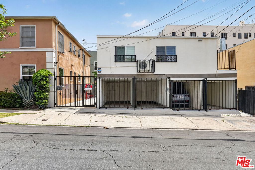 main property photo 22