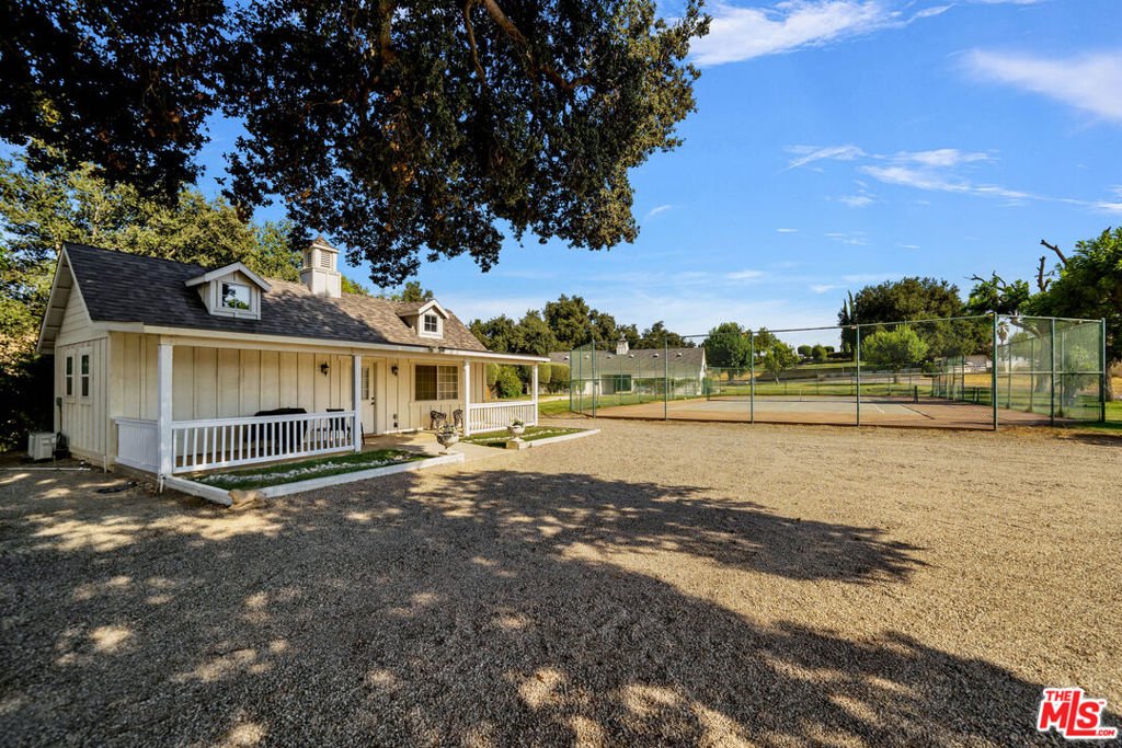 main property photo 23