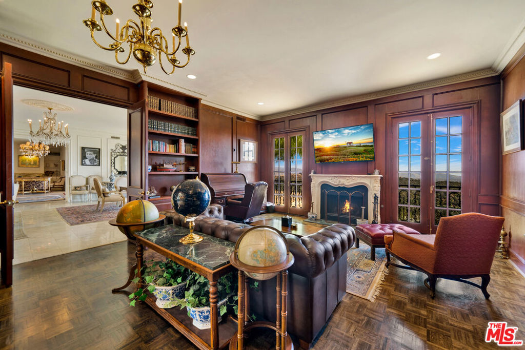 main property photo 5