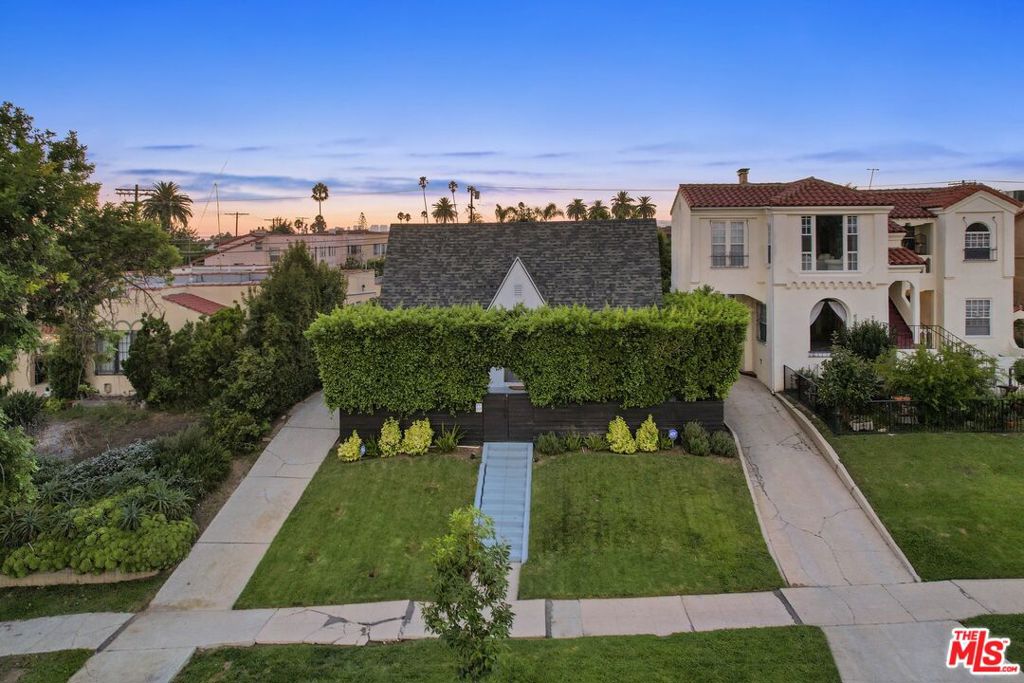 main property photo 40